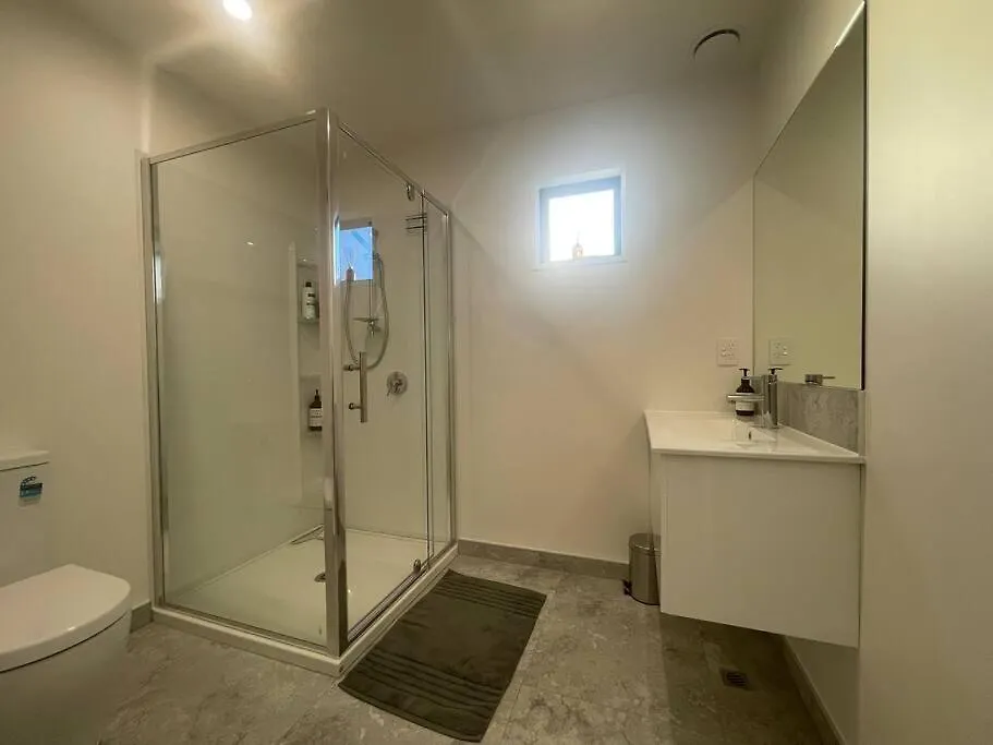 New And Serene Two Bedroom Townhouse Close To Cbd Christchurch 0*,  New Zealand